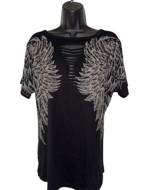 Super Cool Liberty Wear Shredded Front Angel Wing T-Shirt⭐️NWT⭐️